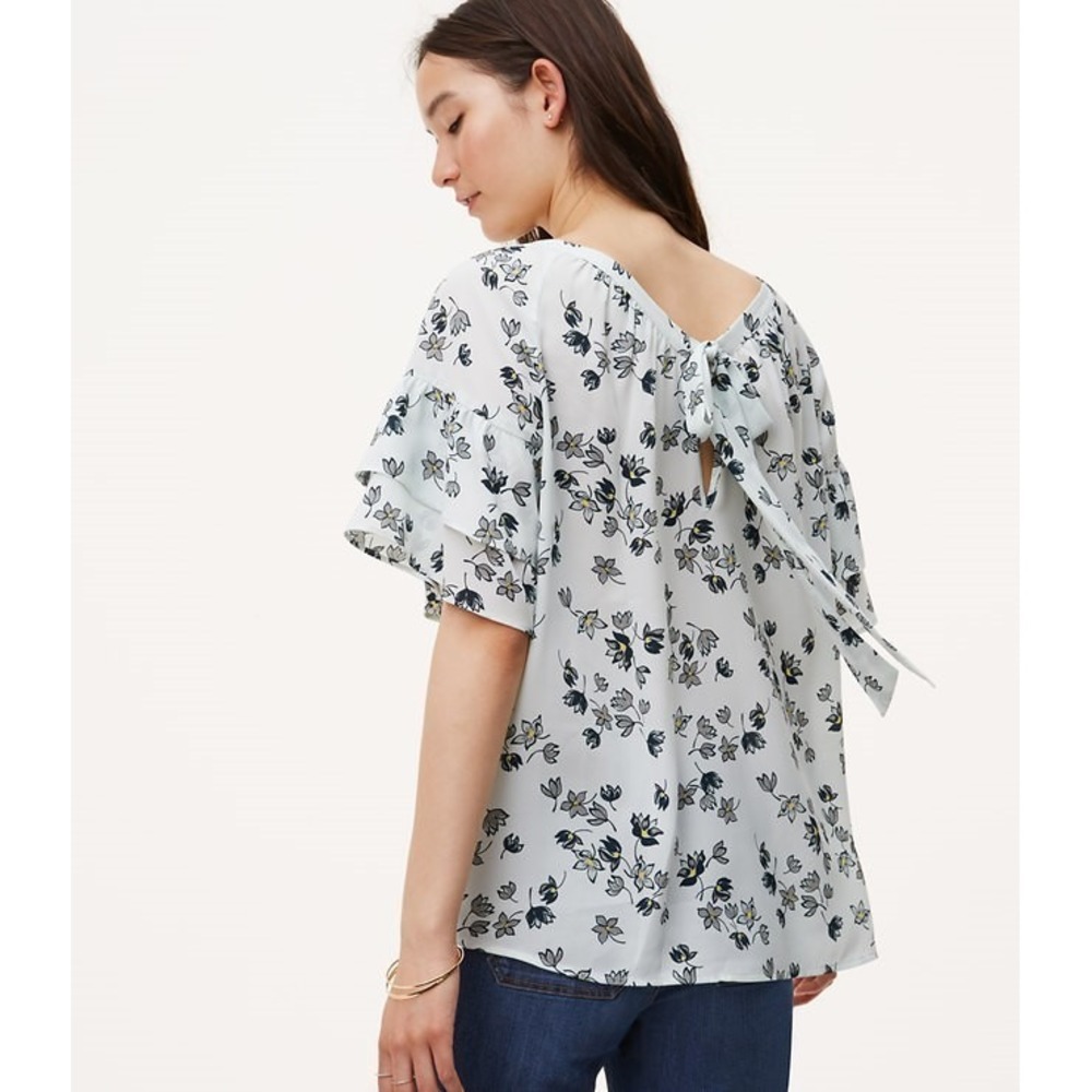 NWT LOFT ruffled elbow sleeves tie neck fall leaves Sz L